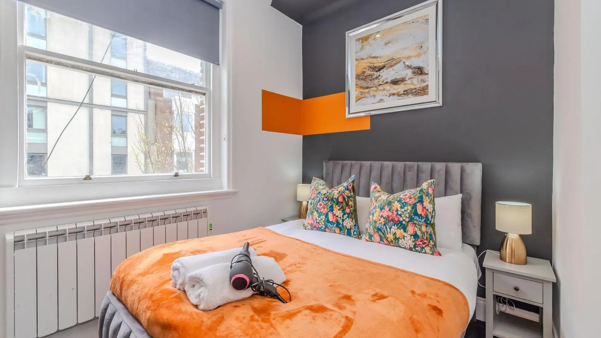 Super Central One Bedroom Flat I Next To Brighton Station I Walking Distance To Brighton Beach 0*,
