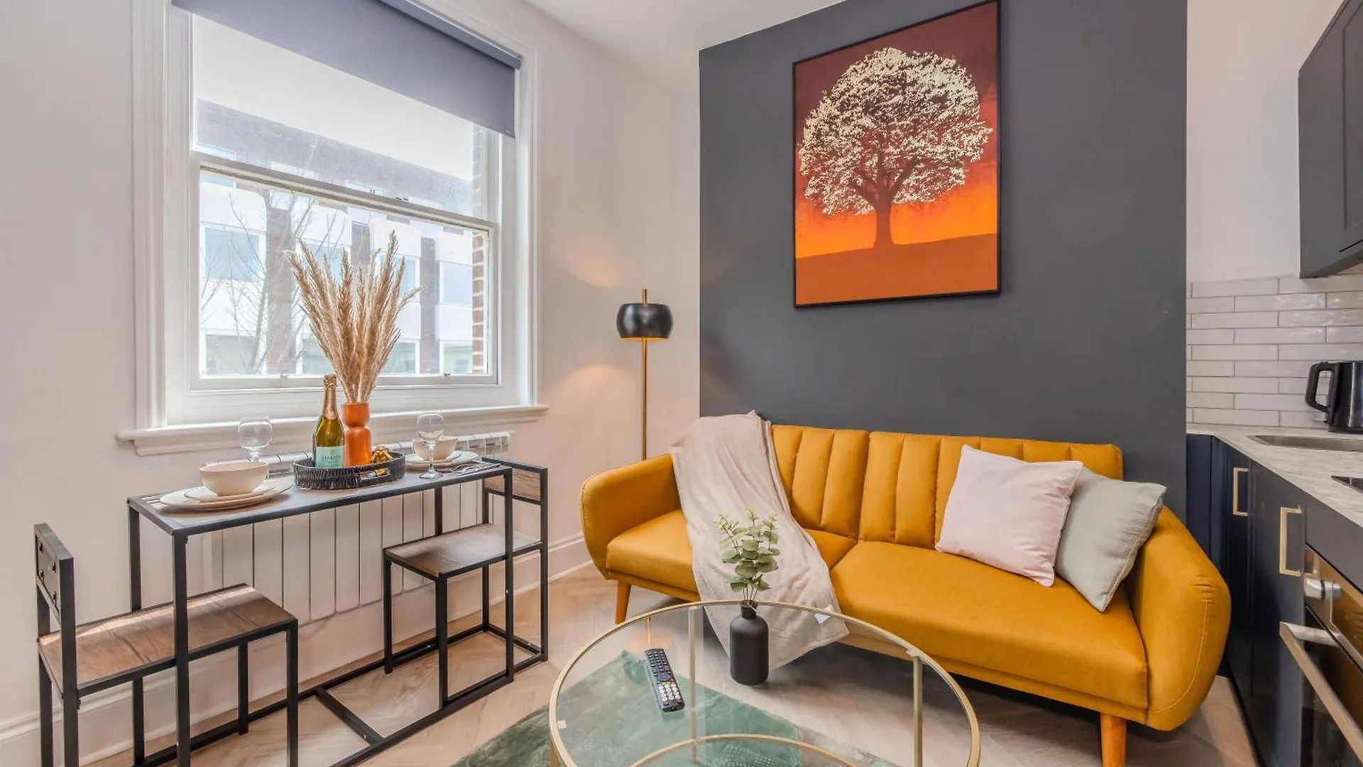 Super Central One Bedroom Flat I Next To Brighton Station I Walking Distance To Brighton Beach United Kingdom