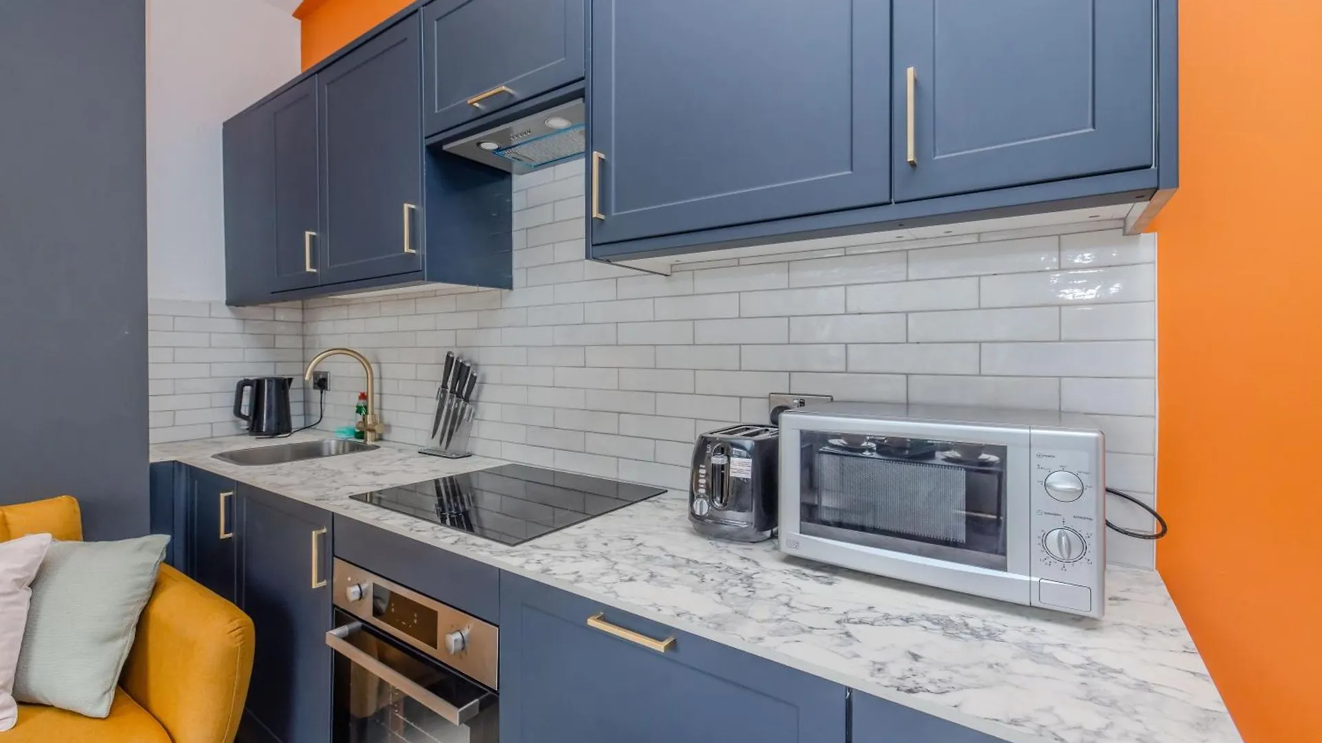 Apartment Super Central One Bedroom Flat I Next To Brighton Station I Walking Distance To Brighton Beach